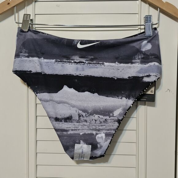 Nike Women's Adventure Reversible High Waist Cheeky Bottom in Black Medium - Picture 5 of 9